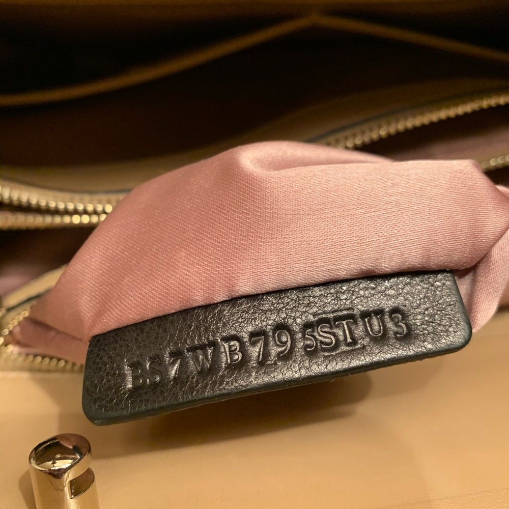 Valentino Garavani handbag Bag $3350 Authentic - Picture 6 of 8
